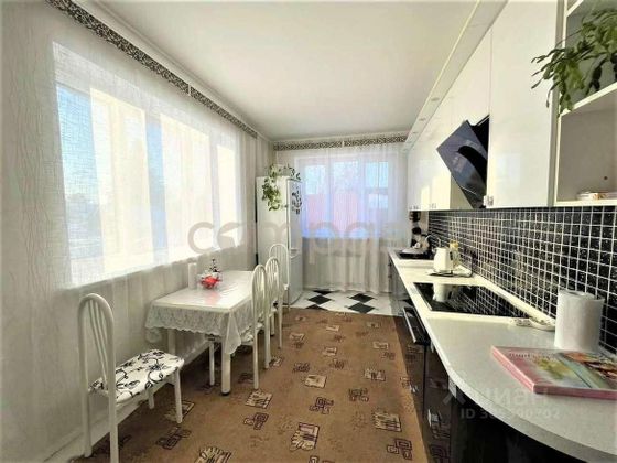 Продажа дома, 180 м², с участком 5 соток