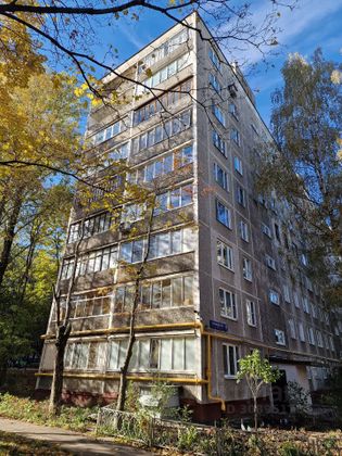 Продажа 3-комнатной квартиры 60 м², 1/9 этаж