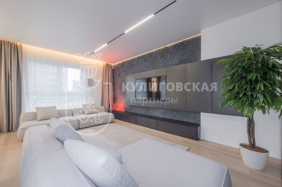 Продажа 3-комнатной квартиры 117 м², 5/28 этаж