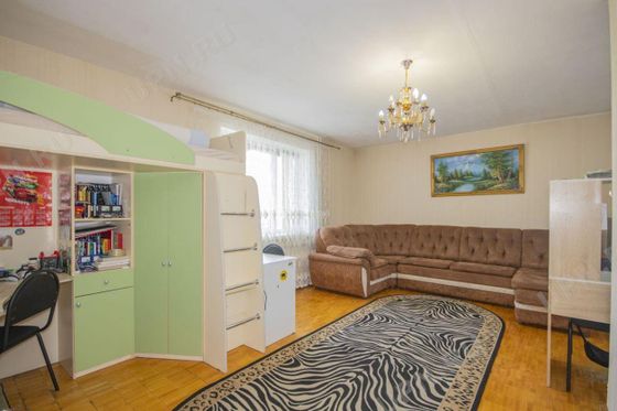 Продажа 2-комнатной квартиры 77 м², 8/10 этаж