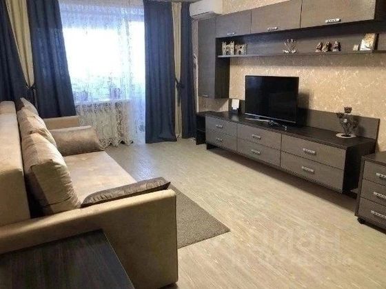 Аренда 1-комнатной квартиры 61,1 м², 5/5 этаж