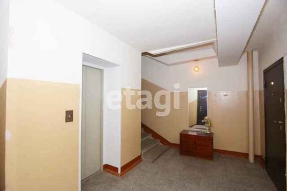 Продажа 2-комнатной квартиры 64 м², 10/10 этаж