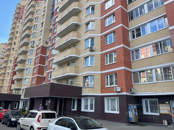 Продажа 3-комнатной квартиры 70 м², 16/18 этаж