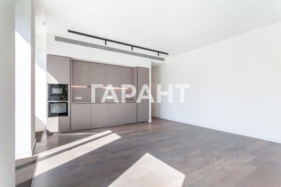 Продажа 2-комнатной квартиры 120 м², 5/21 этаж