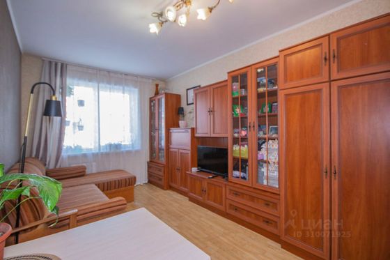 Продажа 3-комнатной квартиры 63 м², 3/3 этаж