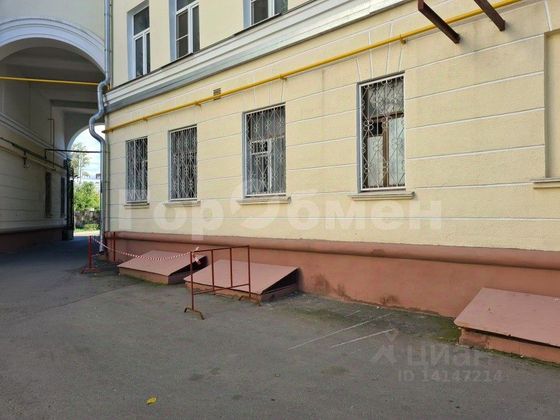 Продажа 2-комнатной квартиры 67 м², 1/5 этаж