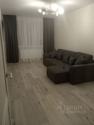 Аренда 1-комнатной квартиры 45 м², 8/27 этаж