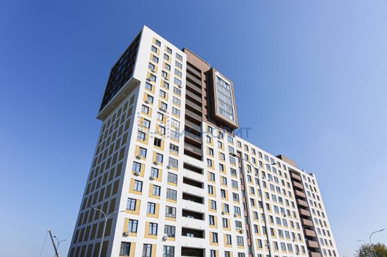 Продажа 3-комнатной квартиры 97,5 м², 2/17 этаж