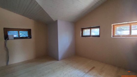 Продажа дома, 250 м², с участком 6 соток