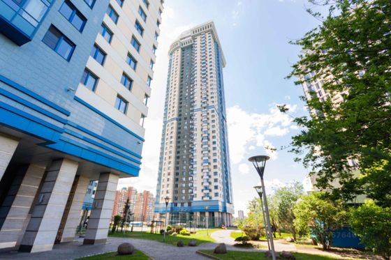 Продажа 3-комнатной квартиры 144 м², 23/42 этаж