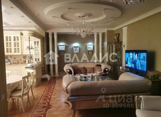 Продажа 3-комнатной квартиры 123,3 м², 8/15 этаж