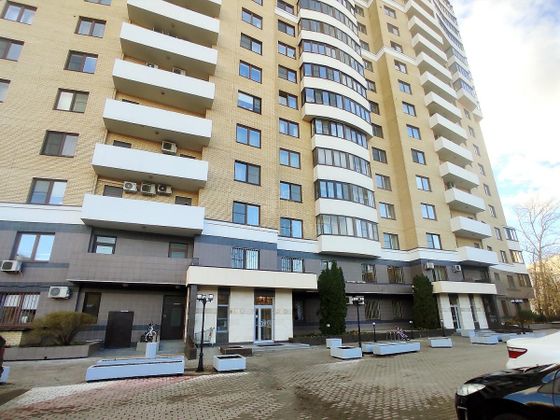 Аренда 3-комнатной квартиры 120 м², 11/17 этаж