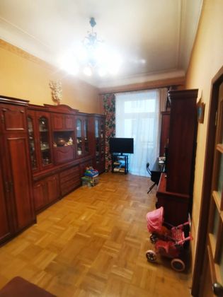 Продажа 2-комнатной квартиры 60 м², 3/7 этаж