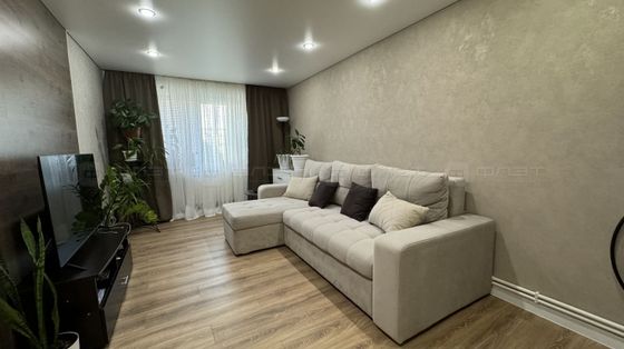 Продажа 3-комнатной квартиры 61 м², 1/2 этаж