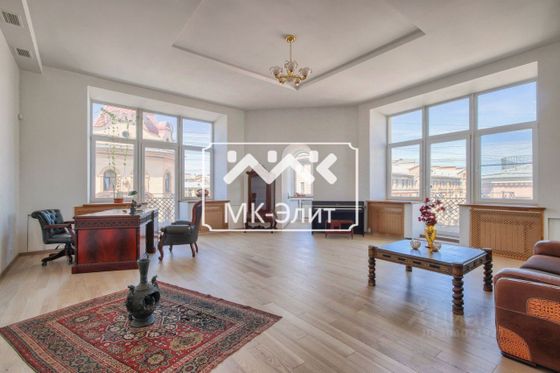 Продажа 4-комнатной квартиры 216,4 м², 5/6 этаж