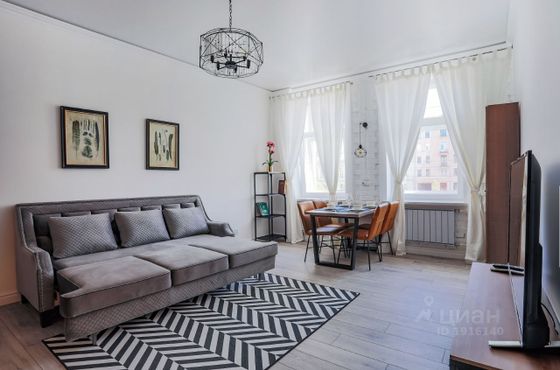 Продажа 3-комнатной квартиры 68 м², 2/6 этаж