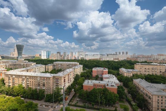 Продажа 3-комнатной квартиры 56,8 м², 17/21 этаж