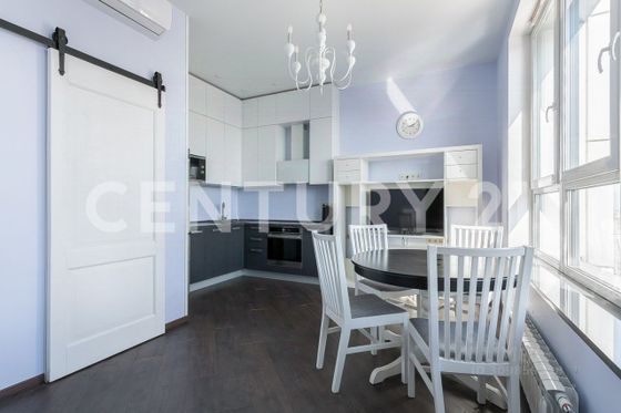 Продажа 3-комнатной квартиры 87,8 м², 28/37 этаж