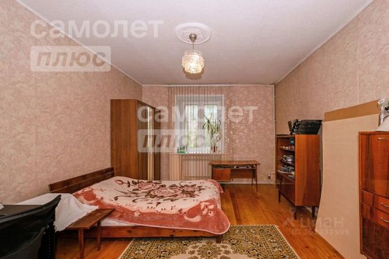 Продажа 3-комнатной квартиры 101 м², 2/4 этаж