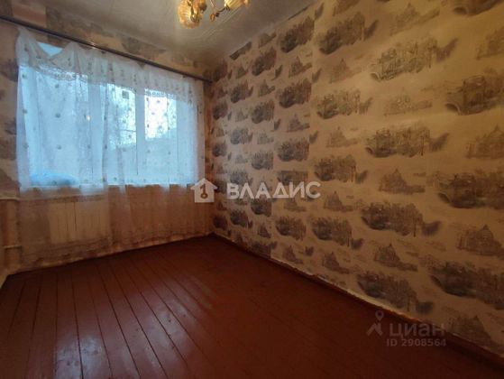 Продажа 2 комнат, 21 м², 1/2 этаж