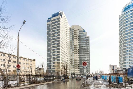 Продажа 3-комнатной квартиры 141,7 м², 10/25 этаж