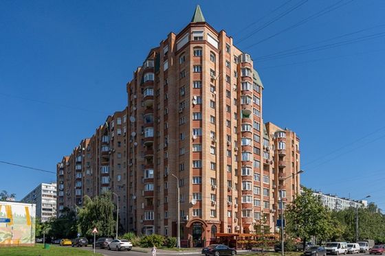 Продажа 4-комнатной квартиры 114 м², 2/13 этаж