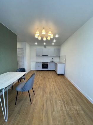 Продажа 2-комнатной квартиры 56 м², 32/33 этаж