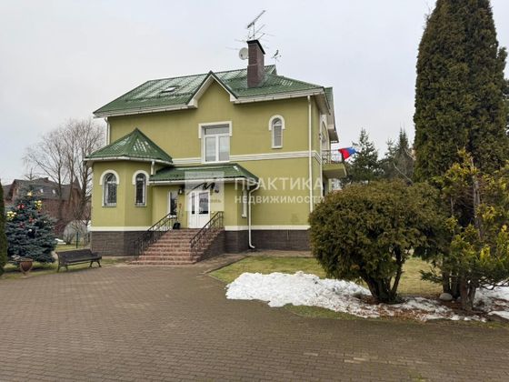 Продажа дома, 392 м², с участком 24 сотки