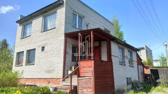 Продажа дома, 120 м², с участком 8 соток