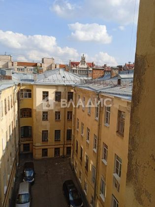 Продажа 2-комнатной квартиры 61 м², 5/5 этаж