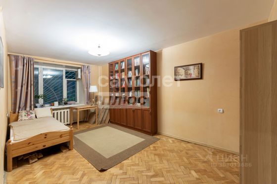 Продажа 3-комнатной квартиры 56 м², 1/9 этаж