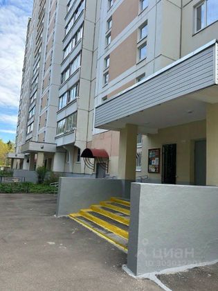 Продажа 3-комнатной квартиры 70 м², 1/14 этаж