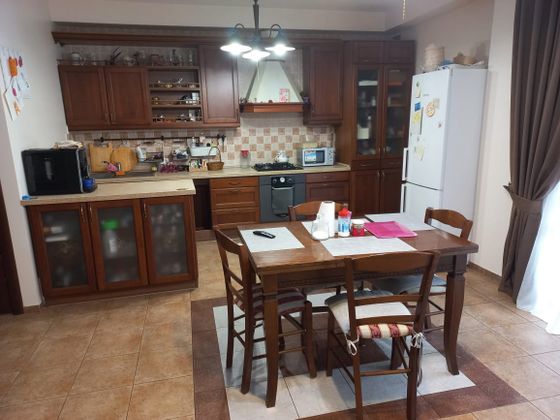 Продажа дома, 200 м², с участком 1 сотка