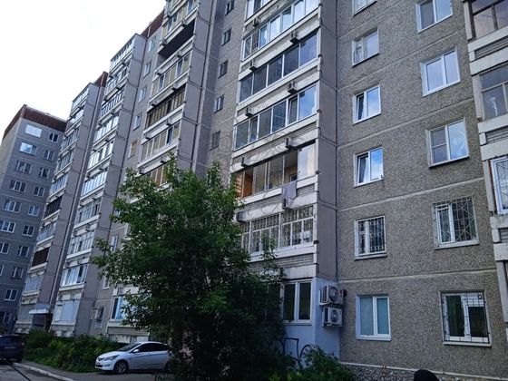 Продажа 3-комнатной квартиры 63,8 м², 10/10 этаж