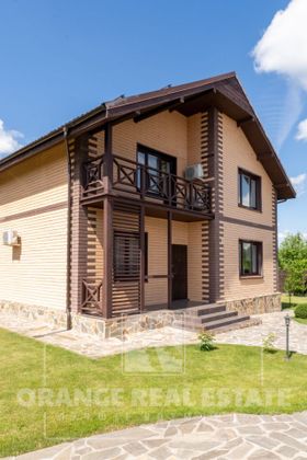 Аренда дома, 300 м², с участком 15 соток