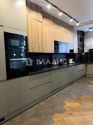 Продажа 2-комнатной квартиры 72 м², 3/24 этаж