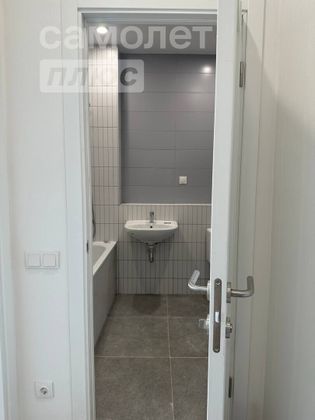 Продажа 3-комнатной квартиры 53 м², 8/17 этаж