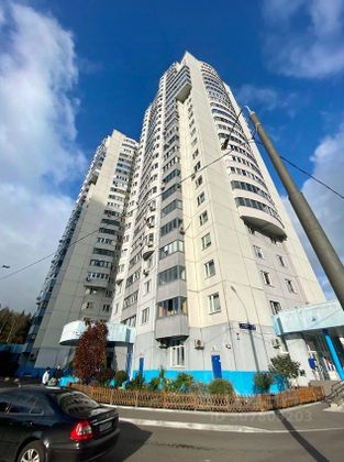 Продажа 1-комнатной квартиры 42 м², 23/24 этаж