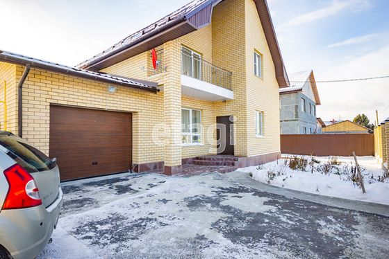 Продажа дома, 144,6 м², с участком 14,3 сотки
