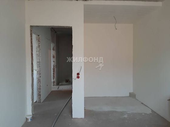 Продажа 3-комнатной квартиры 94,1 м², 1/2 этаж