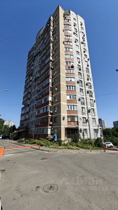 Продажа 3-комнатной квартиры 102 м², 1/16 этаж