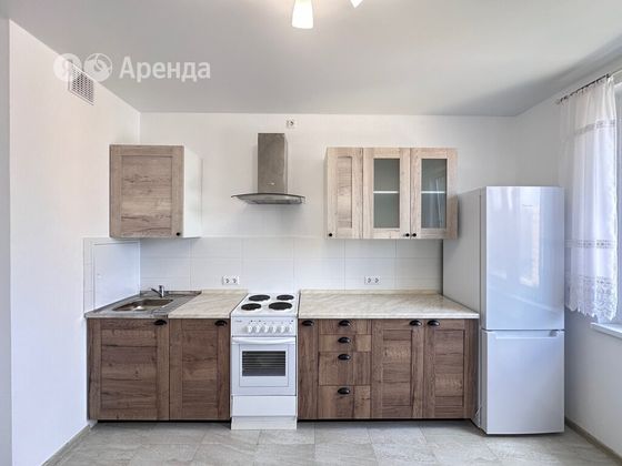 Аренда 3-комнатной квартиры 77 м², 9/14 этаж