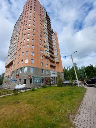 Продажа 3-комнатной квартиры 108 м², 8/18 этаж