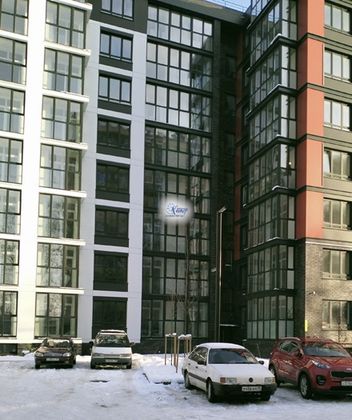 Продажа 2-комнатной квартиры 76,6 м², 1/8 этаж