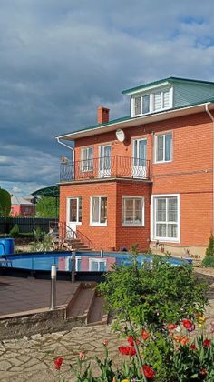 Продажа дома, 700 м², с участком 23 сотки