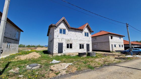 Продажа дома, 283 м², с участком 5,8 сотки