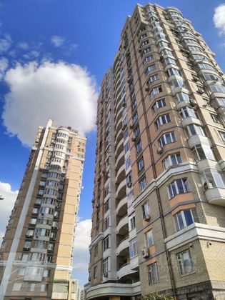 Продажа 2-комнатной квартиры 74 м², 3/18 этаж