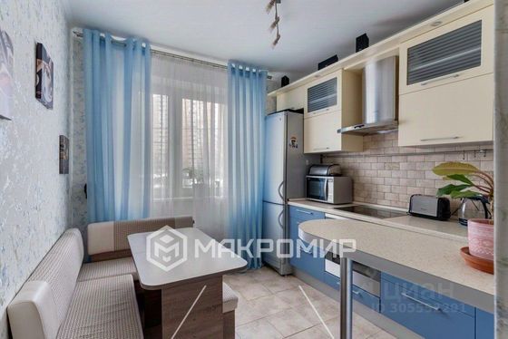 Продажа 2-комнатной квартиры 54,1 м², 2/17 этаж