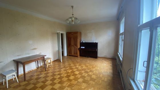 Продажа 3-комнатной квартиры 82 м², 1/1 этаж