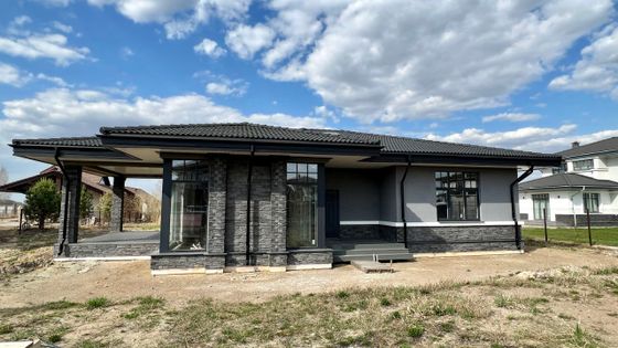 Продажа дома, 190 м², с участком 15 соток